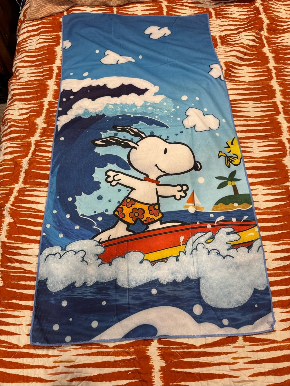 Peanuts Snoopy Surf Beach Towel - Blue